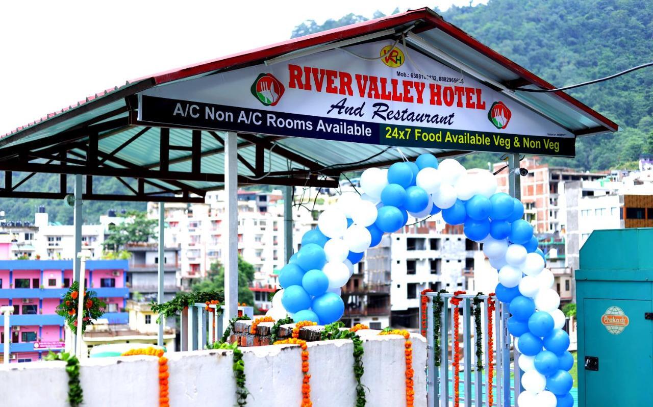 River Valley Hotel Rishīkesh Buitenkant foto